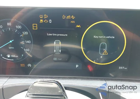 2025 Hyundai Santa Fe Calligraphy z USA, uszkodzony, nr VIN 5NMP5DGL0SH081074